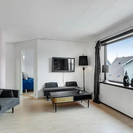 2 Bedroom Beautiful In *