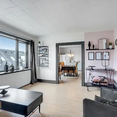 2 Bedroom Beautiful In