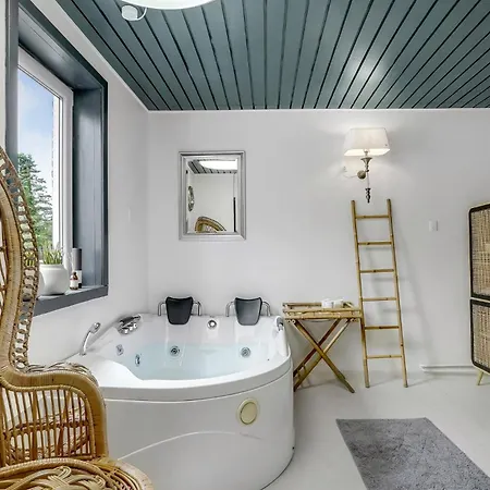2 Bedroom Beautiful In Apartman *